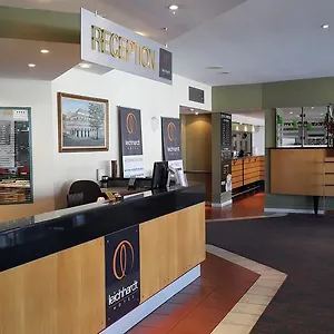 Leichhardt 4*, Rockhampton Australia