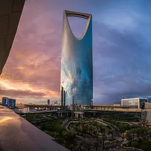 فورسيزونز 5* الرياض
